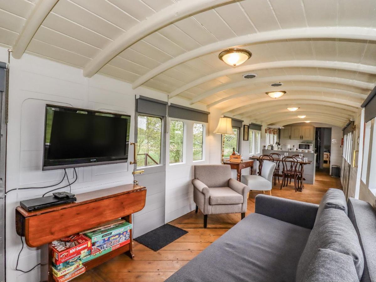 The Carriage At High Barn Heritage Halstead  Extérieur photo
